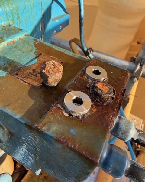 HQ hydraulic block blind plug